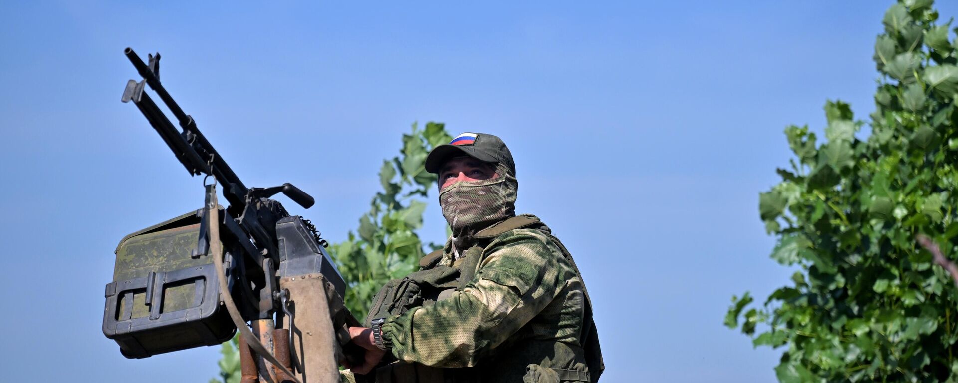 Russian serviceman in the Donetsk People's Republic (DPR) - Sputnik भारत, 1920, 06.07.2024