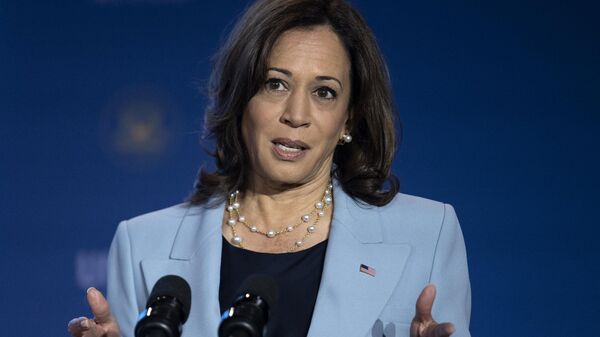 (FILES) US Vice President Kamala Harris speaks at the United We Stand Summit in the East Room of the White House in Washington, DC, on September 15, 2022. Joe Biden on July 21, 2024 dropped out of the US presidential election and endorsed Vice President Kamala Harris as the Democratic Party's new nominee, in a stunning move that upends an already extraordinary 2024 race for the White House. Biden, 81, said he was acting in the best interest of my party and the country by bowing to weeks of pressure after a disastrous June debate against Donald Trump stoked worries about his age and mental fitness. (Photo by Jim WATSON / AFP) - Sputnik भारत