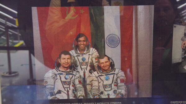 International Crews USSR-India - Sputnik India
