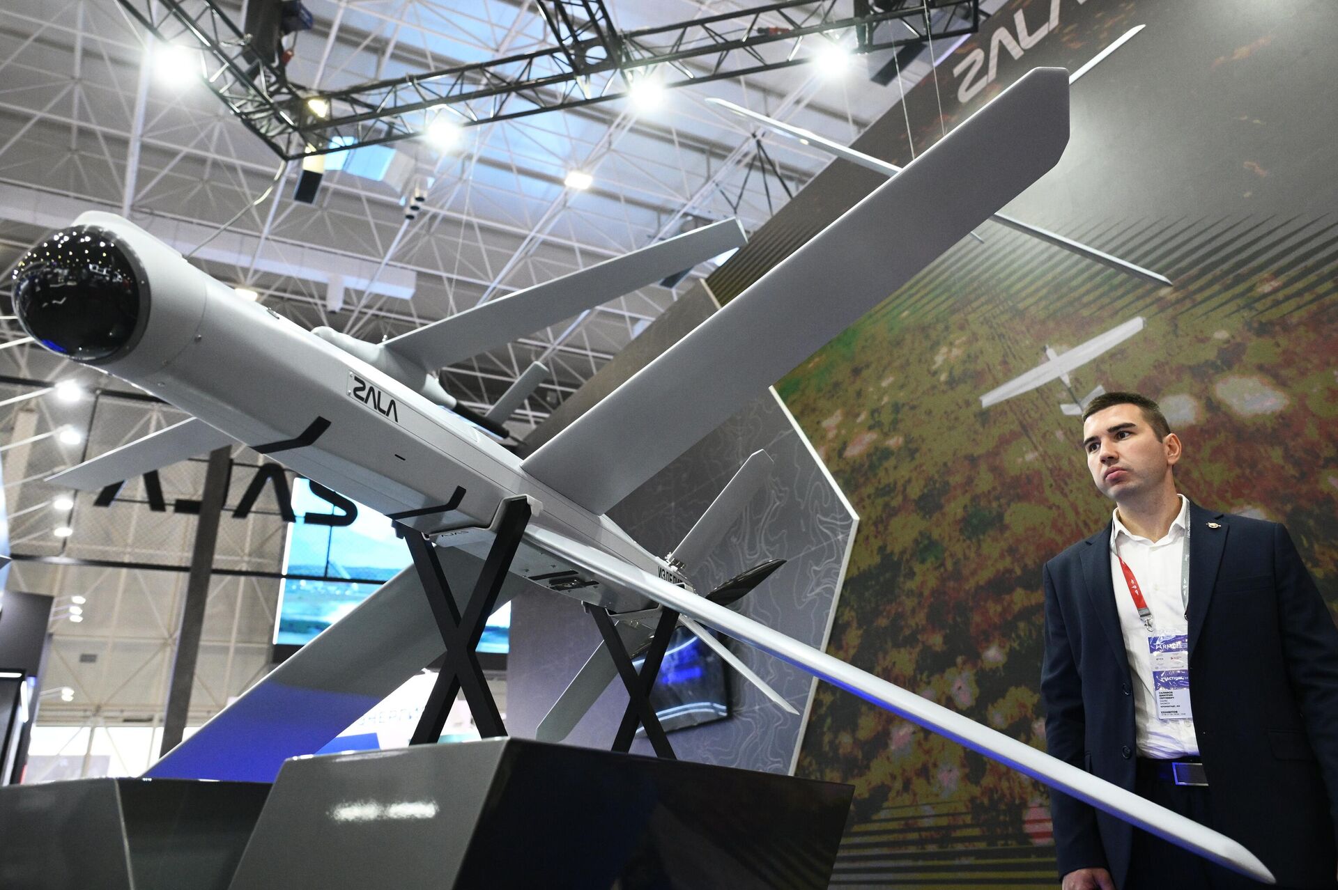 Zala Lancet drone on display at the ARMY-2024 defense expo in forum in Moscow region. - Sputnik भारत, 1920, 13.08.2024