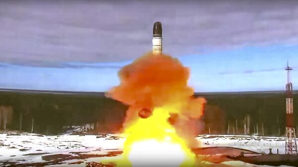 In this handout photo released by the Roscosmos Space Agency Press Service on April 20, 2022, the Sarmat intercontinental ballistic missile is launched from Plesetsk in northwestern Russia. - Sputnik भारत