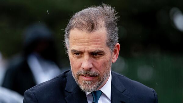 Hunter Biden, the son of President Joe Biden, speaks to guests during the White House Easter Egg Roll on the South Lawn of the White House - Sputnik India