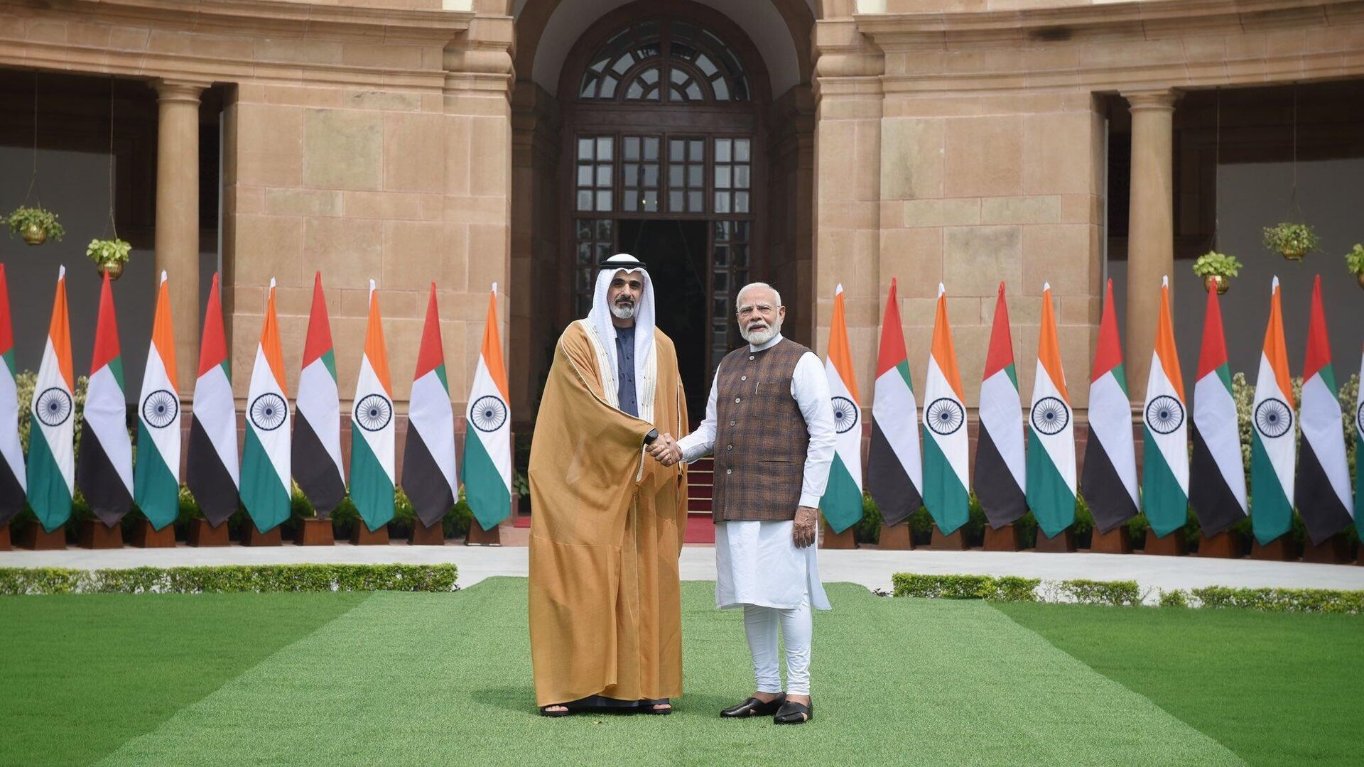Abu Dhabi Crown Prince met PM Narendra Modi in Delhi - Sputnik भारत, 1920, 09.09.2024