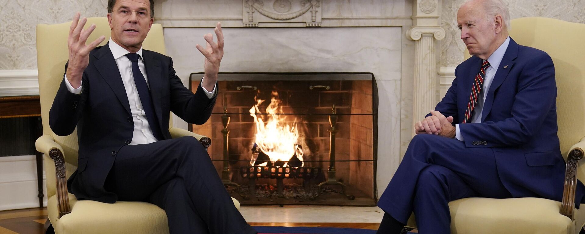 FILE - President Joe Biden meets with Dutch Prime Minister Mark Rutte in the Oval Office of the White House in Washington, Tuesday, Jan. 17, 2023. Over the course of more than a dozen years at the top of Dutch politics, Mark Rutte got to know a thing or two about finding consensus among fractious coalition partners. Now he's going to bring the experience of leading four Dutch multiparty governments to the international stage as NATO's new secretary general. (AP Photo/Carolyn Kaster, File) - Sputnik India, 1920, 02.10.2024