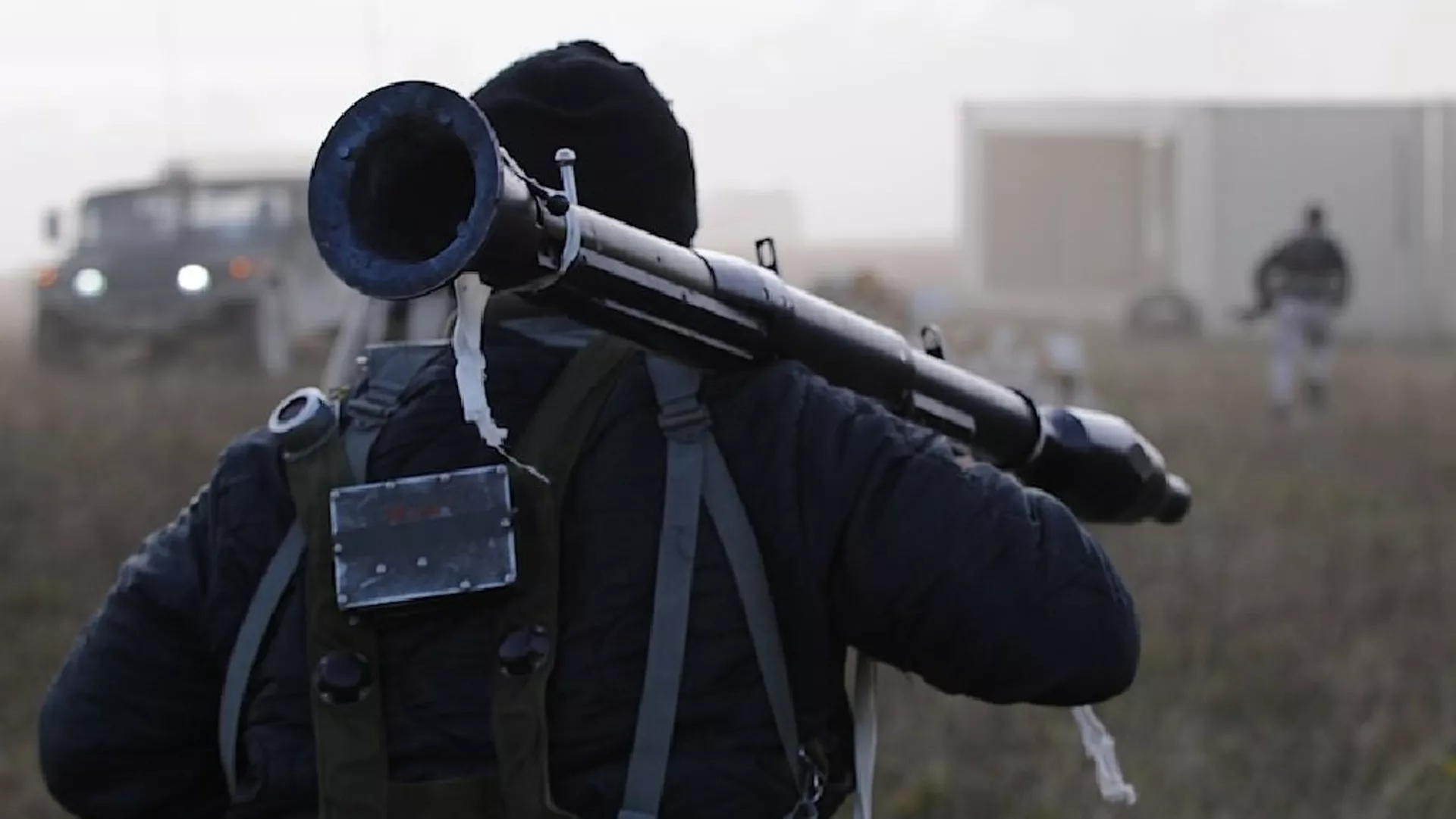 Alleged US mercenaries were seen in a night club in the city of Mariupol under Kiev's control, a Donetsk People's Republic military official said Alleged US mercenaries were seen in a night club in the city of Mariupol under Kiev's control, a Donetsk People's Republic military official said - Sputnik भारत, 1920, 29.10.2024