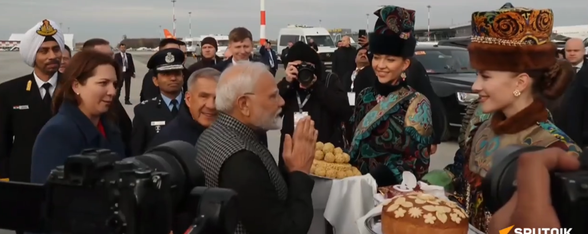 PM Modi arrives in Kazan for BRICS summit - Sputnik भारत, 1920, 22.10.2024