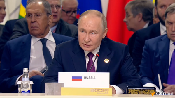 Vladimir Putin at 2024 BRICS Summit Plenary Session in Kazan, Russia - Sputnik भारत