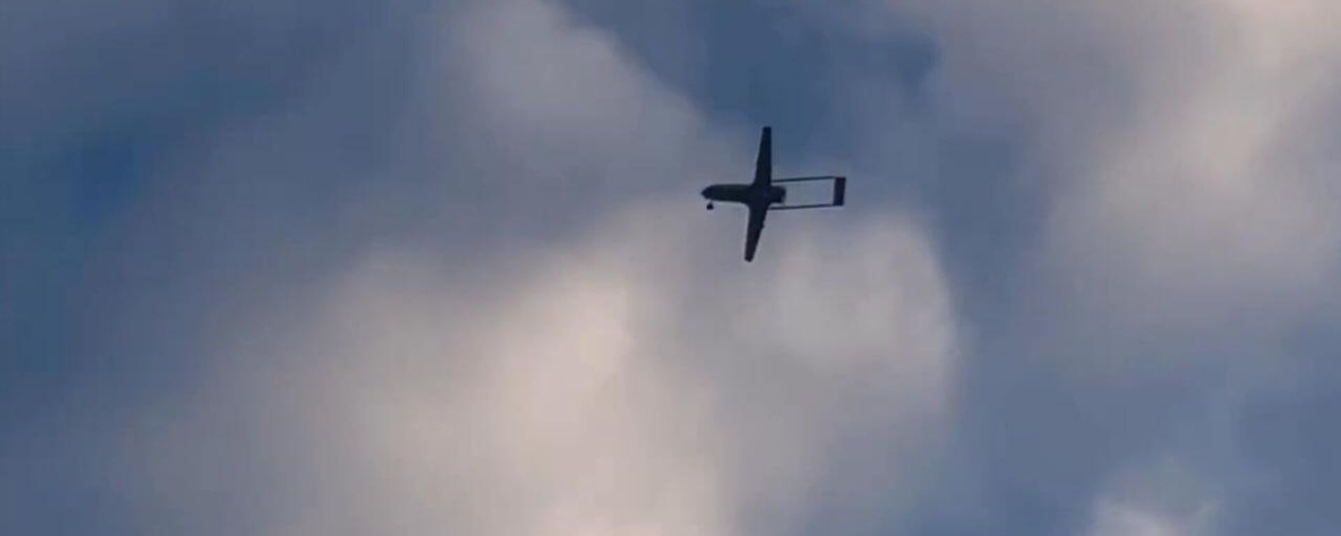 A drone flying over the Moscow region - Sputnik India, 1920, 10.11.2024