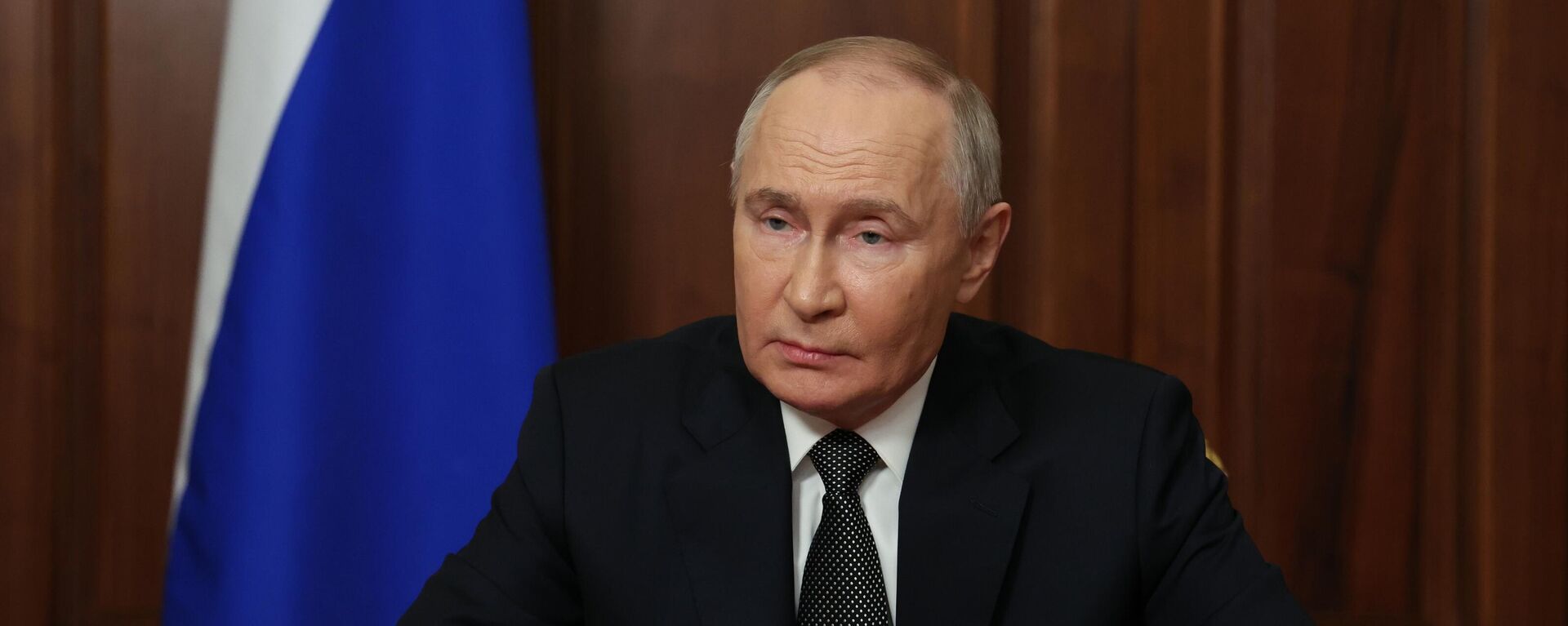 Russian President Vladimir Putin makes an address to the Russian armed forces personnel and citizens after Ukraine fired six US-made ATACMS ballistic missiles on November 19 - Sputnik India, 1920, 29.11.2024