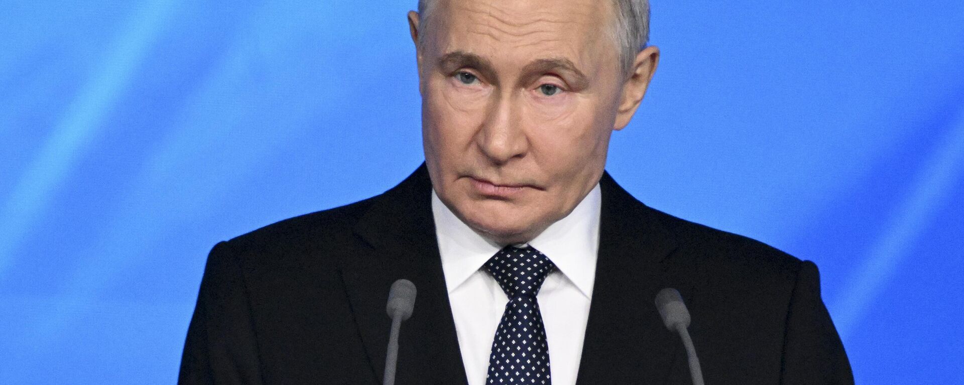 Russian President Vladimir Putin addresses the United Russia party congress in Moscow, Russia, Saturday, Dec. 14, 2024.  - Sputnik India, 1920, 18.03.2025