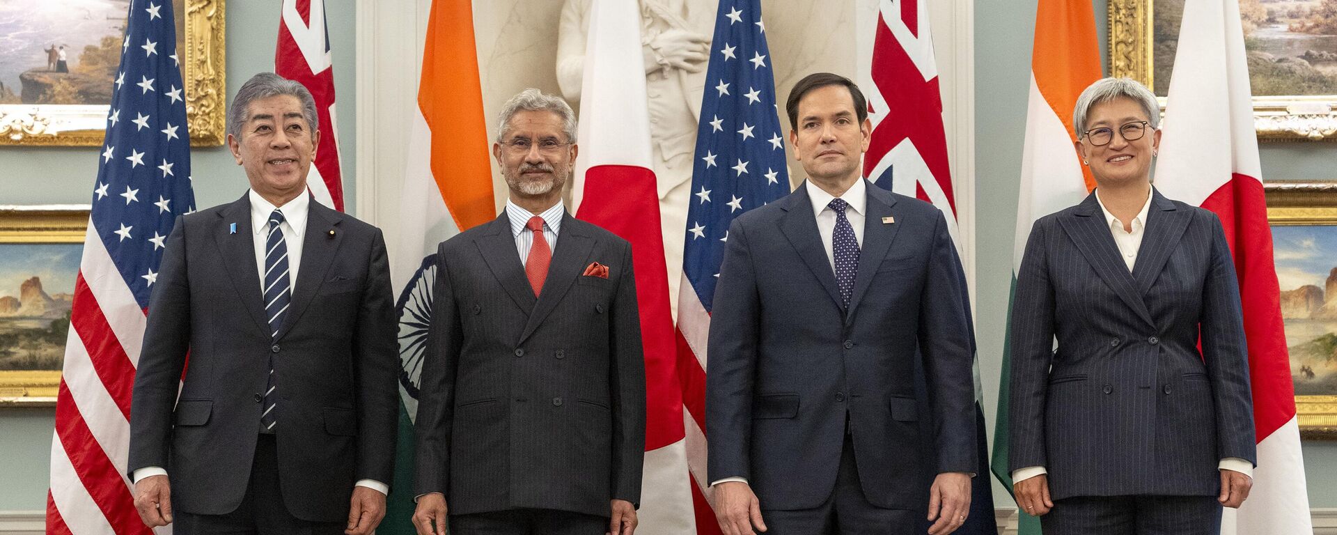 Japan's Foreign Minister Iwaya Takeshi, from left, India's External Affairs Minister Subrahmanyam Jaishankar, Secretary of State Marco Rubio and Australia's Foreign Minister Penny Wong pose for a photograph before meeting at the State Department, Tuesday, Jan. 21, 2025, in Washington. (AP Photo/Jacquelyn Martin) - Sputnik India, 1920, 22.01.2025