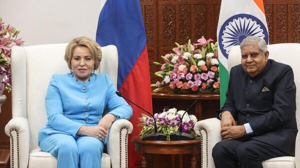 Valentina Matvienko meets with Vice President of India Jagdeep Dhankhar - Sputnik भारत