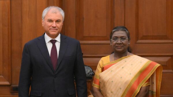 Indian President Droupadi Murmu and Russian State Duma Speaker Vyacheslav Volodin/ Alexei Mayshev - Sputnik India