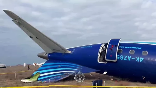 A view shows the site of Azerbaijan Airlines plane crash 3 km from the city of Aktau, in western Kazakhstan - Sputnik भारत