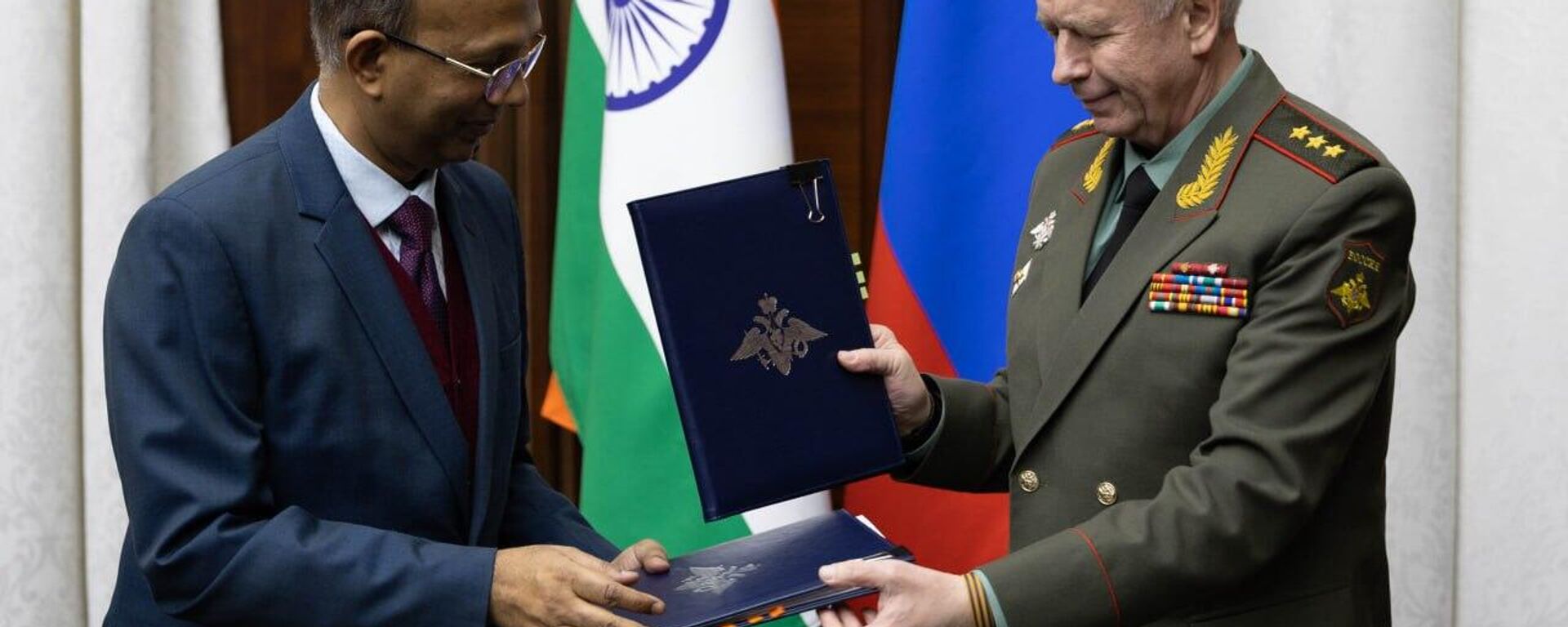 Russia, India Sign Agreement on Simplifying Military Cooperation - Sputnik भारत, 1920, 18.02.2025