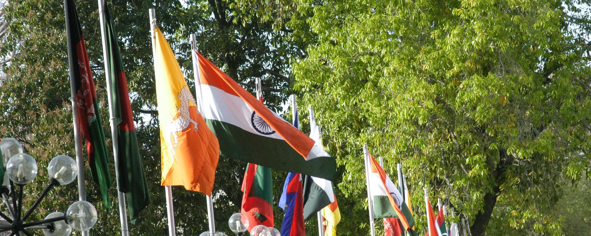 INDIA - APRIL 04:  All Countries Flag at the ceremony of the 14th South Asian Association for Regional Cooperation (SAARC) Summit, Twenty-Ninth Session in New Delhi, India  (Photo by Sipra Das/The The India Today Group via Getty Images) - Sputnik India, 1920, 18.02.2025