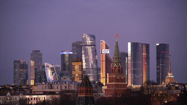 The skyscrapers of the Moscow City business district are are seen before dawn in Moscow, Russia, Tuesday, Jan. 21, 2025. - Sputnik भारत