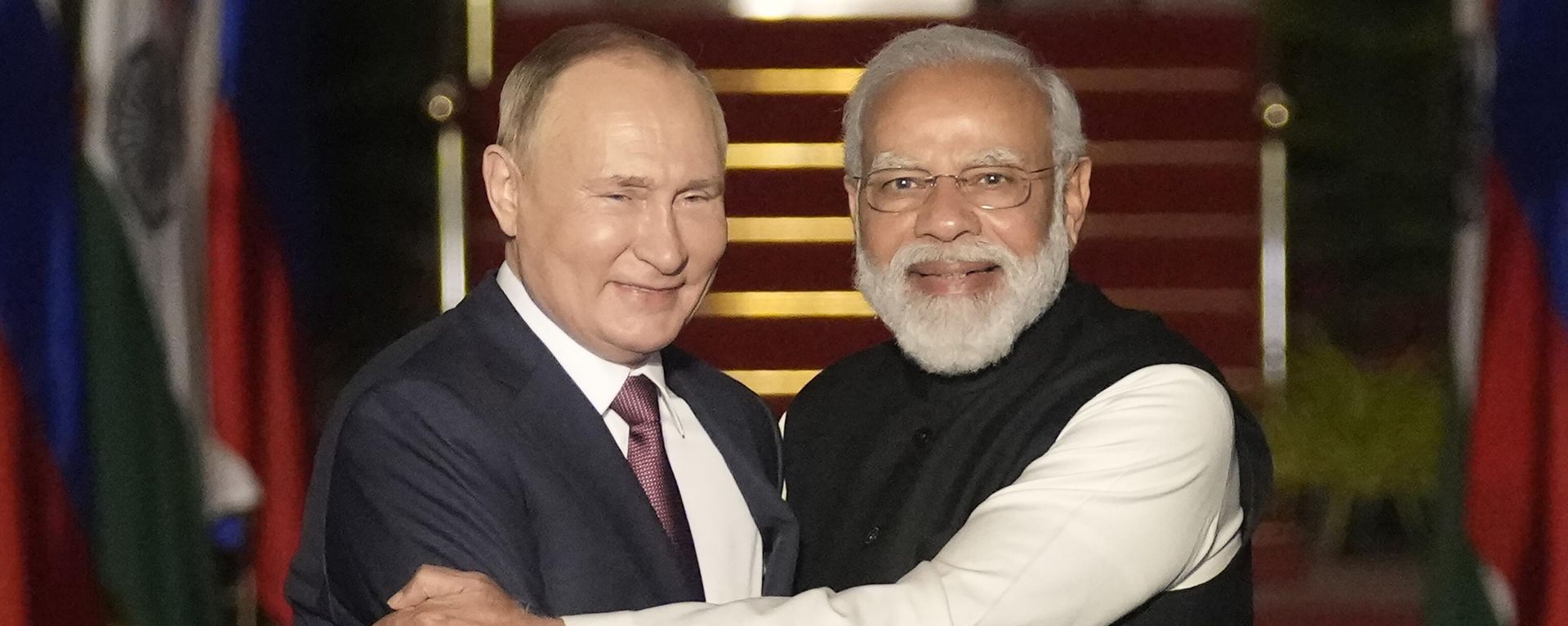 Russian President Vladimir Putin, left, and Indian Prime Minister Narendra Modi greet each other before their meeting in New Delhi, India on Dec. 6, 2021. - Sputnik भारत, 1920, 10.09.2026