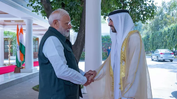 Jaishankar meets Crown Prince of Dubai Hamdan bin Mohammed in Delhi - Sputnik भारत