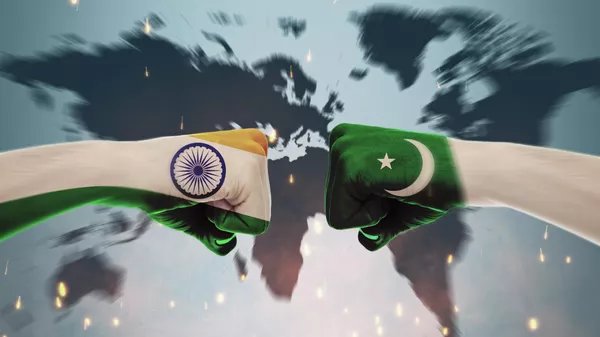 Grunge flags of India and Pakistan divided by barb wire illustration, concept of tense relations between India and Pakistan - Sputnik India