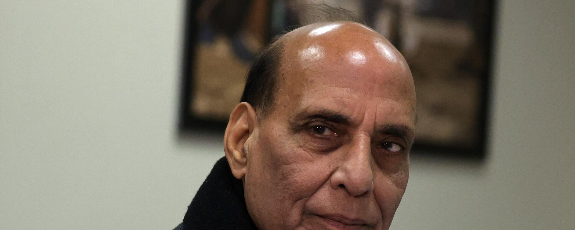 ARLINGTON, VIRGINIA - APRIL 11: Indian Minister of Defense Rajnath Singh attends a meeting with U.S. Secretary of Defense Lloyd Austin at the Pentagon April 11, 2022 in Arlington, Virginia. Defense Minister Singh is in Washington to attend the U.S.-India 2+2 Ministerial Dialogue. (Photo by Alex Wong/Getty Images) - Sputnik भारत, 1920, 01.05.2025