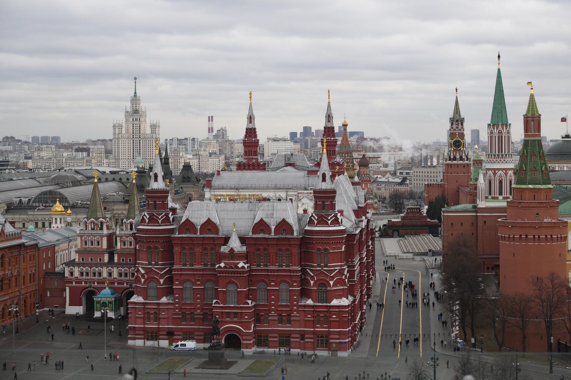 The building of the State Historical Museum in Moscow. - Sputnik भारत, 1920, 07.05.2025