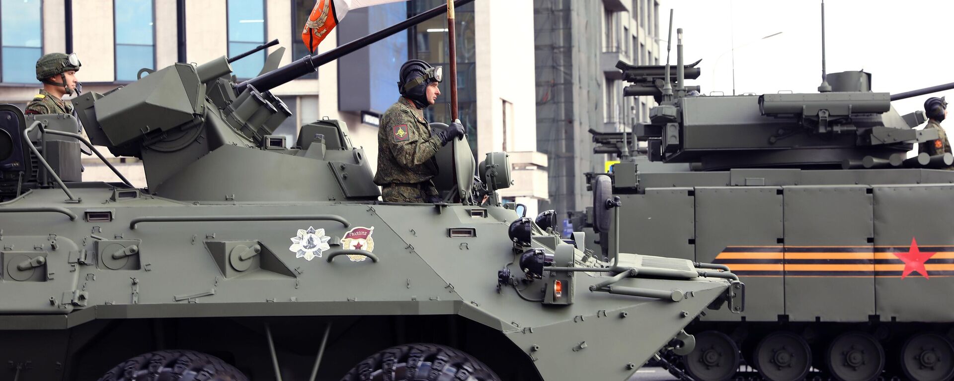 Russian military vehicles and weapons are seen during a rehearsal for the Victory Day military parade, which marks the 80th anniversary of the Victory in the Soviet Union's Great Patriotic War, on May 7, 2025 in Moscow, Russia. (Photo by Tian Bing/China News Service/VCG via Getty Images) - Sputnik India, 1920, 11.12.2025