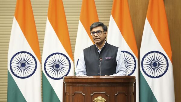 India's Foreign Secretary Vikram Misri addresses a press briefing in New Delhi, India, Saturday, May 10, 2025.  - Sputnik India