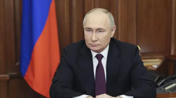 Russian President Vladimir Putin addresses voters in the 2024 presidential election at the Kremlin, in Moscow, Russia, Thursday, March 21, 2024 - Sputnik भारत