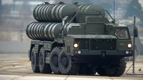 An S-400 air defense system during the joint Victory Parade drills of the combined parade unit, mechanized column and lineup of aircraft - Sputnik भारत