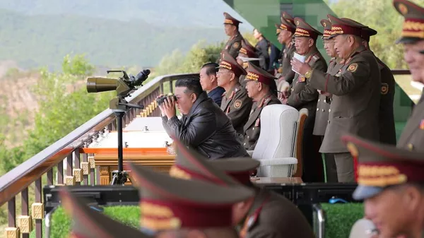 Kim Jong-un oversees KPA combat drills, stresses modern warfare readiness – reports - Sputnik भारत