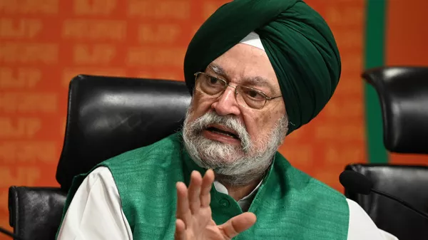 March 06: Union Minister of housing and urban affairs Hardeep Singh Puri addresses a press conference over the Sandeshkhali incident at BJP headquarters in New Delhi on March 06, 2024.  - Sputnik भारत