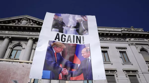 A poster with Donald Trump and Vladimir Putin is displayed during demonstration for peace and against rearmament 'The EU a warmongering dictatorship' promoted by Marco Rizzo, coordinator of Sovereign and Popular Democracy at Piazza alla Scala  on April 05, 2025 in Milan, Italy. - Sputnik भारत
