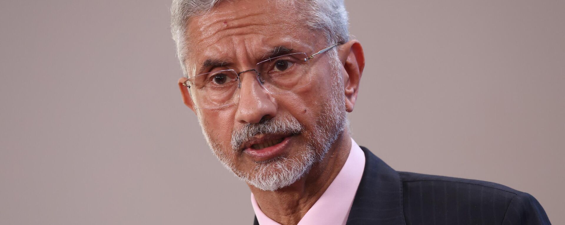 Indian Foreign Minister Subrahmanyam Jaishankar and German Foreign Minister Johann Wadephul (not pictured) speak to the media following talks on May 23, 2025 in Berlin, Germany. India and Germany are seeking stronger economic cooperation. - Sputnik भारत, 1920, 26.05.2025