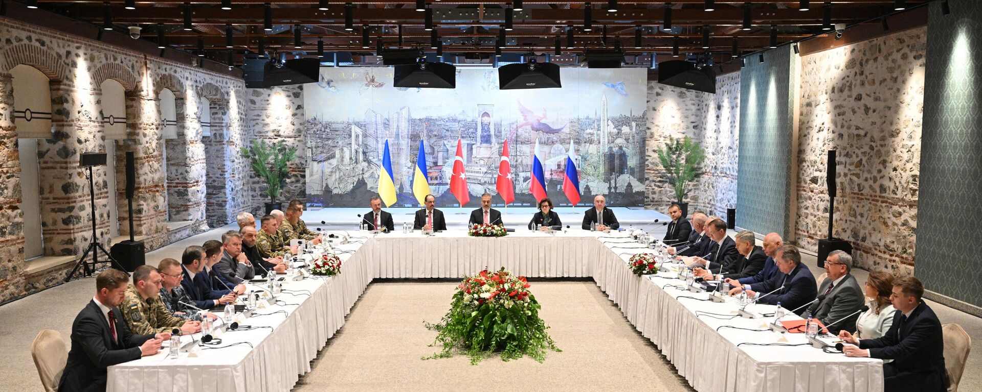 Russia and Ukraine talks in Istanbul - Sputnik भारत, 1920, 30.05.2025