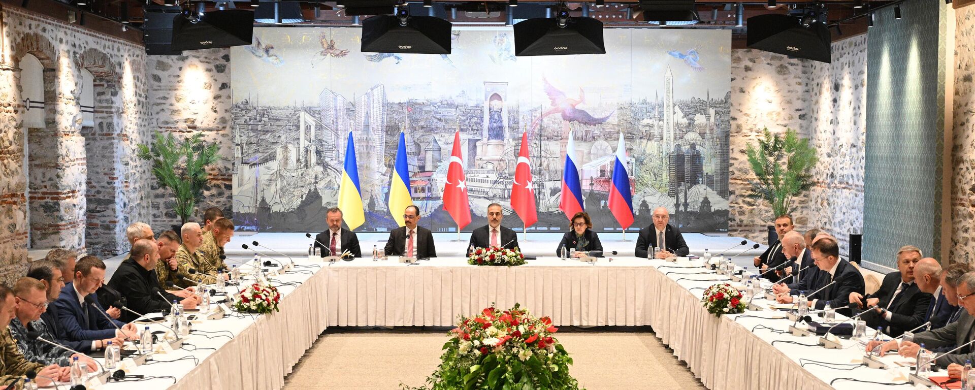 Russia-Ukraine negotiations in Istanbul. May 16, 2025 - Sputnik India, 1920, 02.06.2025