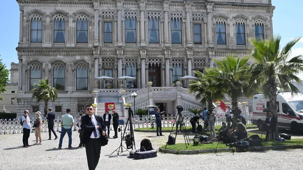 Situation near the Ciragan Palace in Istanbul, where the second round of negotiations between Russia and Ukraine is expected. - Sputnik India