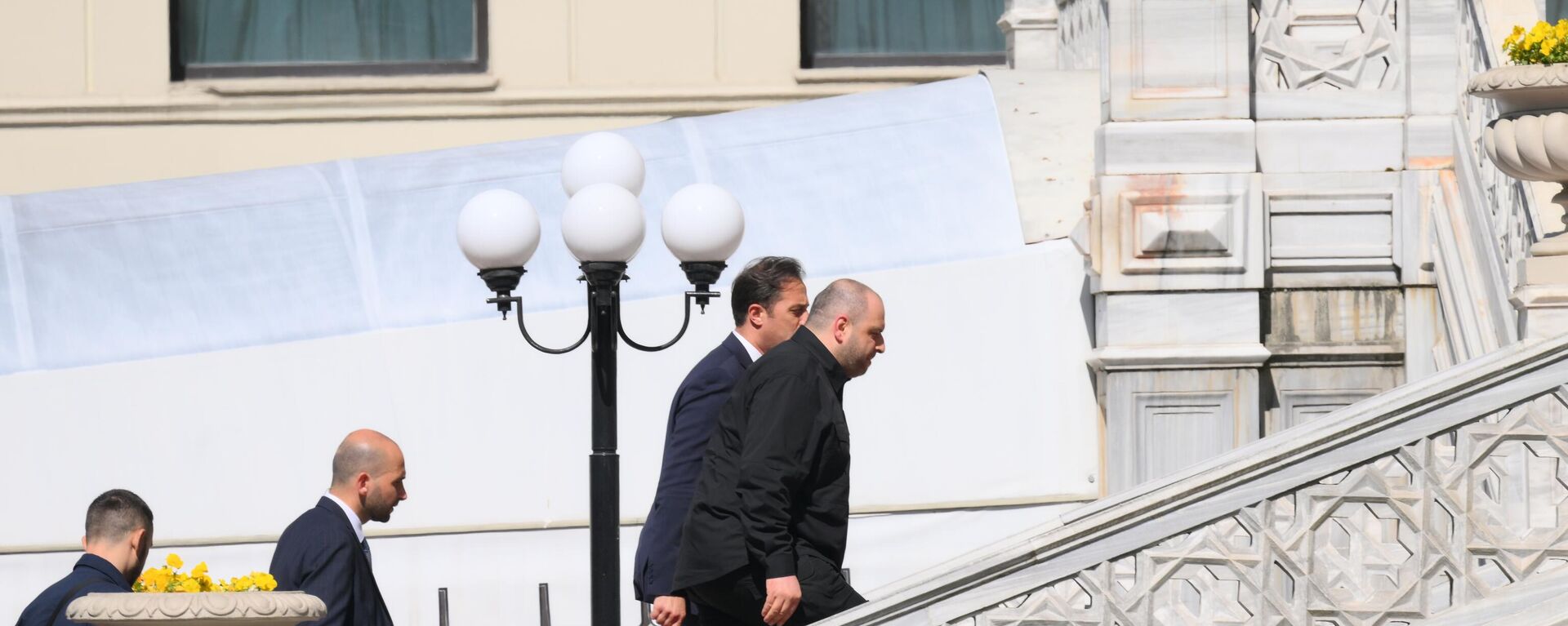 Members of the Ukrainian delegation walk up the stairs at the venue of the second round of the 2025 Istanbul peace talks in Turkiye, led by Ukrainian Defense Minister Rustem Umerov. - Sputnik India, 1920, 03.06.2025