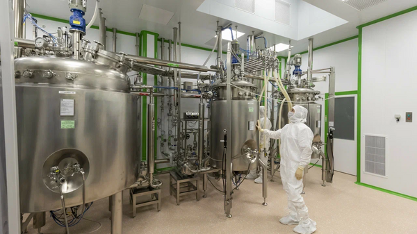 Company in Moscow Technopolis Special Economic Zone Increases Animal Vaccine Production by 43% - Sputnik भारत