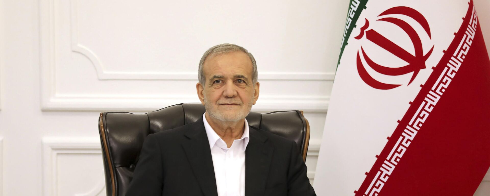 Iranian President Masoud Pezeshkian - Sputnik भारत, 1920, 08.06.2025
