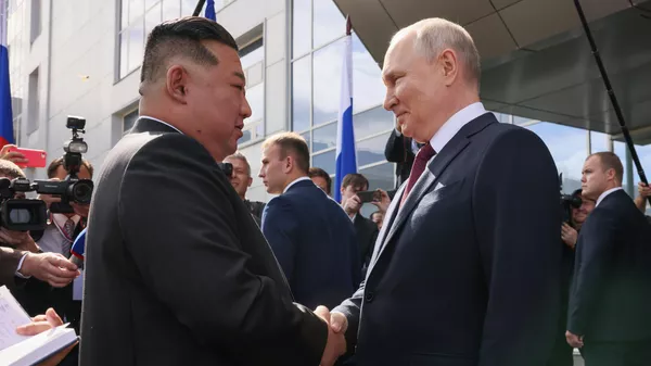 Russian President Vladimir Putin meets North Korean leader Kim Jong Un at the Vostochny Cosmodrome on September 13, 2023.  - Sputnik भारत
