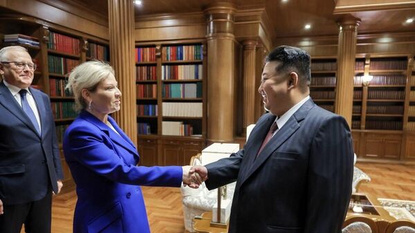 North Korean leader Kim Jong-un meets with Russian Culture Minister Olga Lyubimova - Sputnik भारत