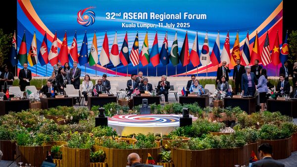 KUALA LUMPUR, MALAYSIA - JULY 11: Malaysian Foreign Minister Mohamad bin Hasan delivers opening remarks during the 32nd ASEAN Regional Forum in-conjunction with the 58th ASEAN Foreign Ministerial Meeting in Kuala Lumpur, Malaysia on July 11, 2025. (Photo by Syaiful Redzuan/Anadolu via Getty Images) - Sputnik India