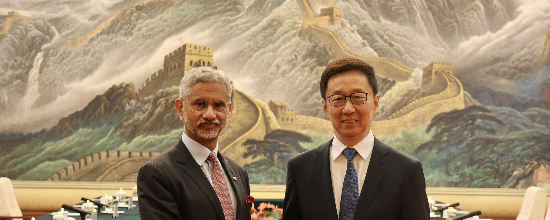 EAM Jaishankar meets with Chinese Vice President Han Zheng in Beijing - Sputnik India, 1920, 14.07.2025