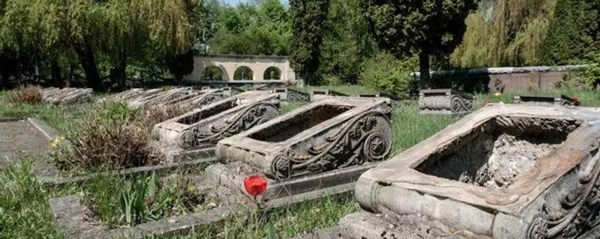 Soviet memorial destroyed by Lvov authorities - Sputnik India, 1920, 17.07.2025