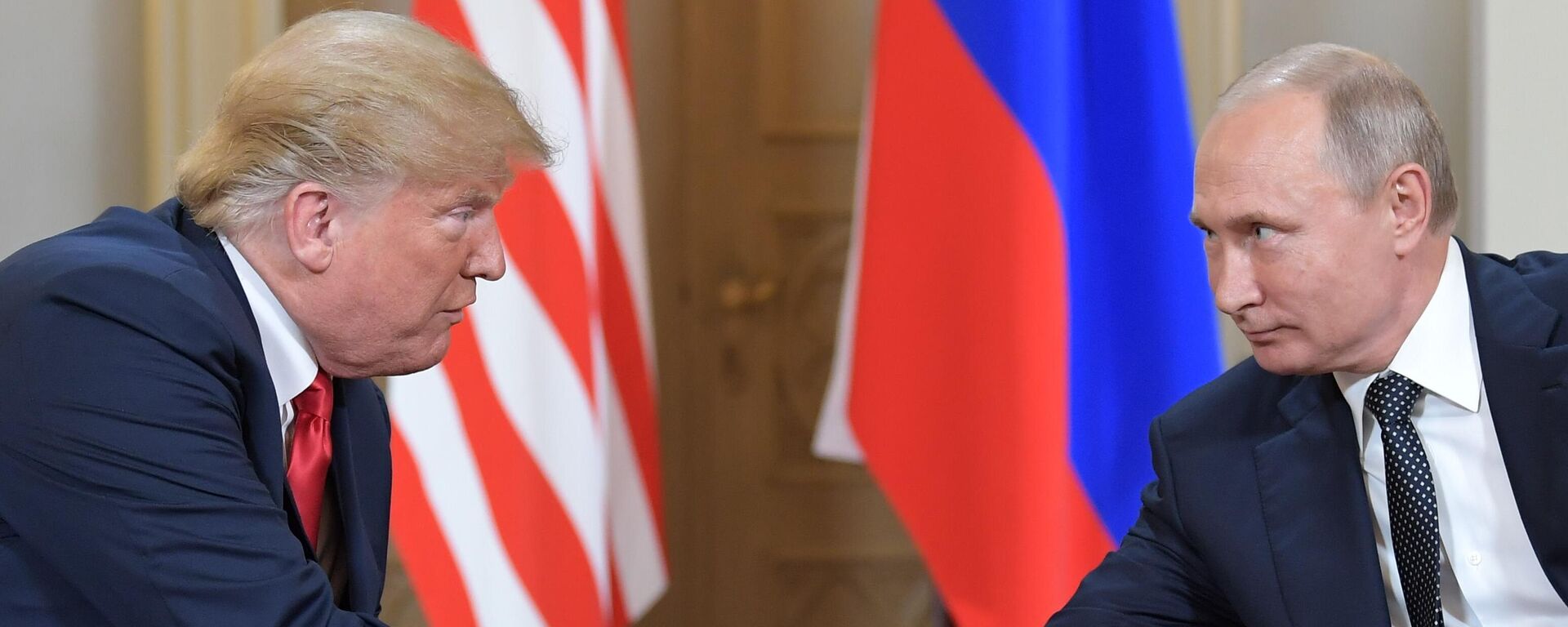 Meeting of Russian President Vladimir Putin and US President Donald Trump in Helsinki - Sputnik भारत, 1920, 20.07.2025