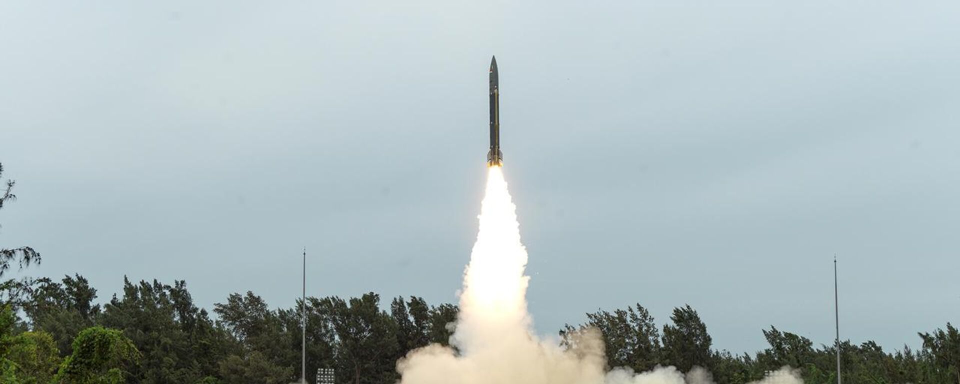DRDO successfully conducted two back-to-back flight-tests of the indigenously developed Pralay missile  - Sputnik भारत, 1920, 29.07.2025