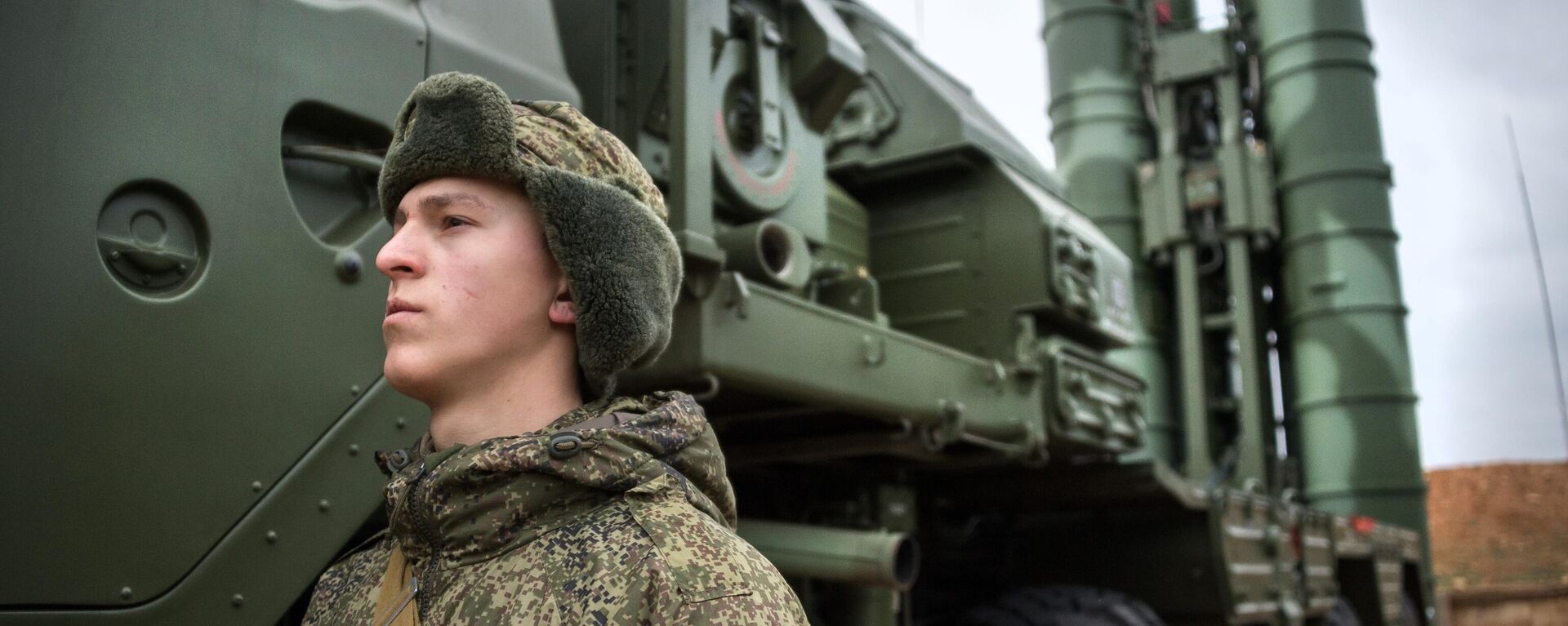 S-400 Triumph air defense system enters combat duty in Sevastopol - Sputnik India, 1920, 18.09.2025