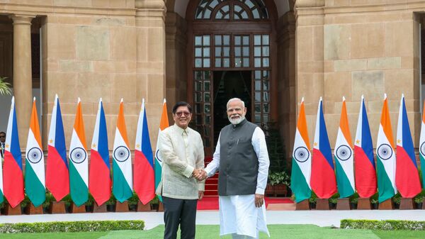 Prime Minister Narendra Modi and Philippines' President Ferdinand R. Marcos  - Sputnik India