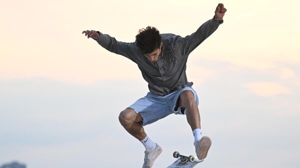 Egor Kaldikov competes in the men's skateboarding finals at the BRICS Skate Cup by Grand Skate Tour in Nizhny Novgorod, Russia. June 9, 2024 - Sputnik भारत